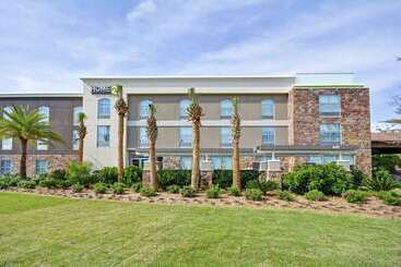 هتل Home2 Suites By Hilton  St. Simons Island