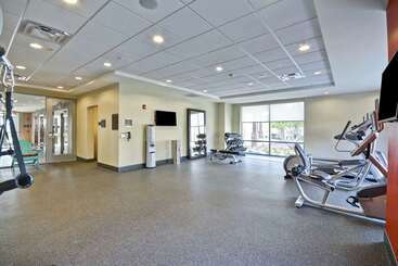 هتل Home2 Suites By Hilton  St. Simons Island