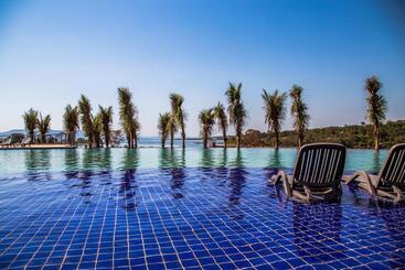 هتل Malai Manso Yacht Convention & Spa
