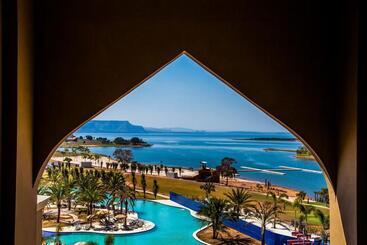 هتل Malai Manso Yacht Convention & Spa