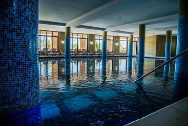 هتل Malai Manso Yacht Convention & Spa