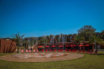 هتل Malai Manso Yacht Convention & Spa