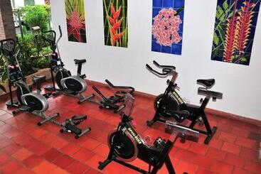 هتل Mision Santa Barbara Rnt 4799