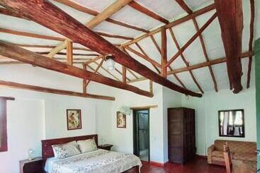 هتل Mision Santa Barbara Rnt 4799