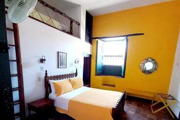 هتل Mision Santa Barbara Rnt 4799