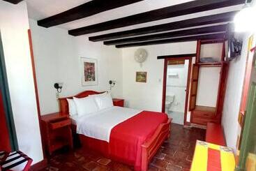 هتل Mision Santa Barbara Rnt 4799