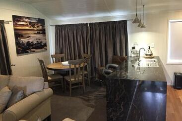 هتل Rocky Mountain Chalets Ohakune