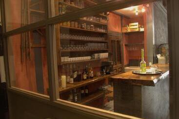 تختخواب و صبحانه Chambres D'hôtes L'epicurium