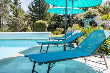 تختخواب و صبحانه Domaine L'helion
