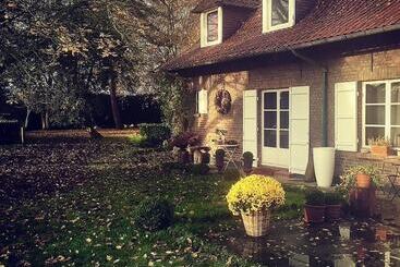 تختخواب و صبحانه Le Clos De Bénédicte