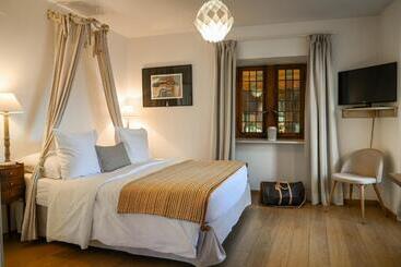 تختخواب و صبحانه Le Hameau D Eguisheim  Chambres D Hotes & Gites