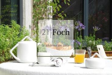 هتل 21, Foch