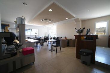 هتل Restaurant Les Pielettes