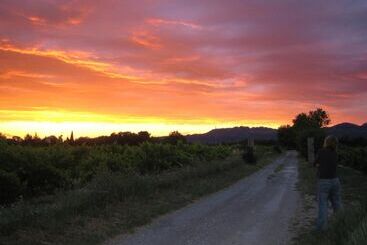 تختخواب و صبحانه Auberge Du Vin