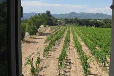 تختخواب و صبحانه Auberge Du Vin
