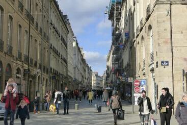 تختخواب و صبحانه Chambres De Condate