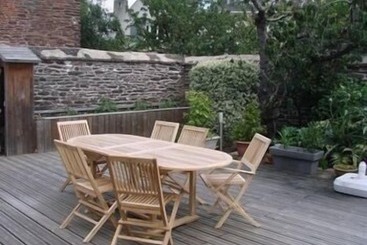 تختخواب و صبحانه Chambres De Condate
