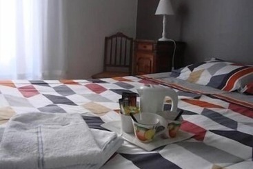تختخواب و صبحانه Chambres De Condate