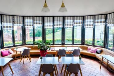 تختخواب و صبحانه Guesthouse Domaine Du Chalet