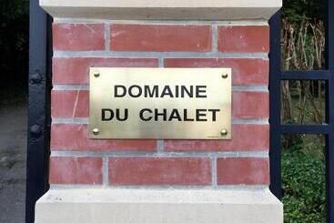تختخواب و صبحانه Guesthouse Domaine Du Chalet