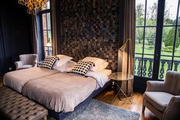 تختخواب و صبحانه Guesthouse Domaine Du Chalet