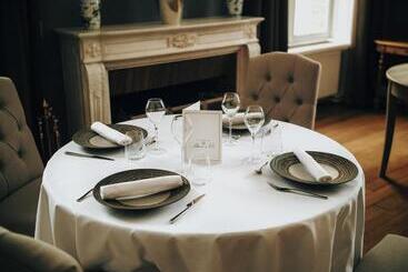تختخواب و صبحانه Guesthouse Domaine Du Chalet