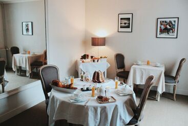 تختخواب و صبحانه La Maison De Marc