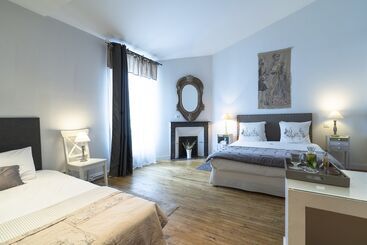 تختخواب و صبحانه La Maison De Marc