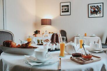تختخواب و صبحانه La Maison De Marc