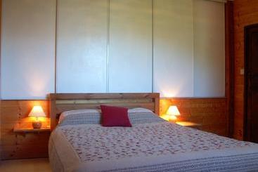 تختخواب و صبحانه La Portette Chambres D Hôtes