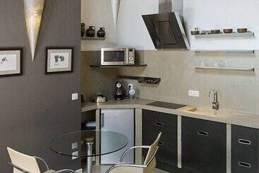 تختخواب و صبحانه Maison D Hote De Myon