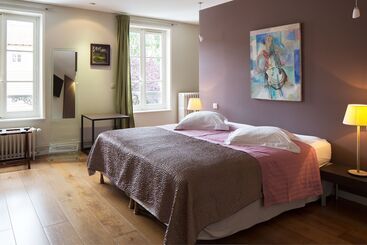 تختخواب و صبحانه Maison D Hote De Myon