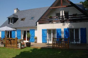 تختخواب و صبحانه Maison D Hôtes De Kerzine