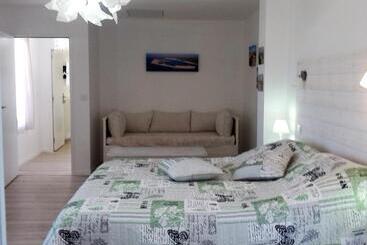 تختخواب و صبحانه Maison Lucilda