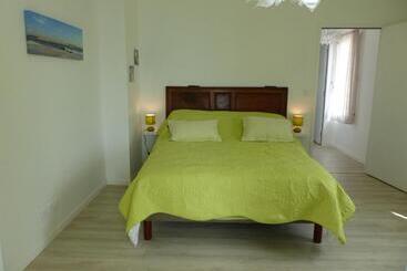 تختخواب و صبحانه Maison Lucilda