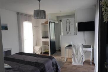 تختخواب و صبحانه Maison Lucilda