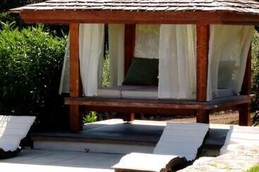 Nature & Design - Bonifacio