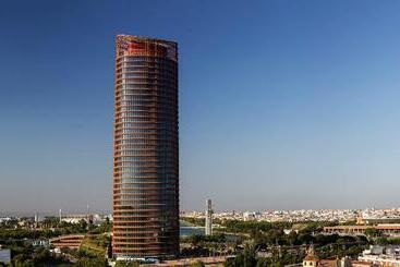هتل Eurostars Torre Sevilla