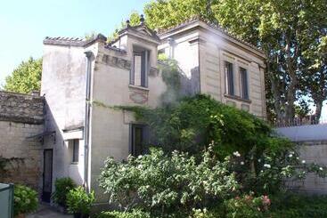هتل La Maison De Sophie