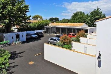 هتل Logis Hôtel La Chaize