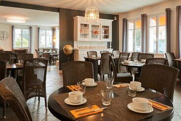 هتل Logis Hôtel La Chaize
