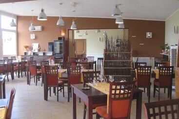 هتل Restaurant Rive Gauche