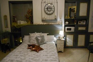 تختخواب و صبحانه Chambre D'hôtes Au Nid Du Thil