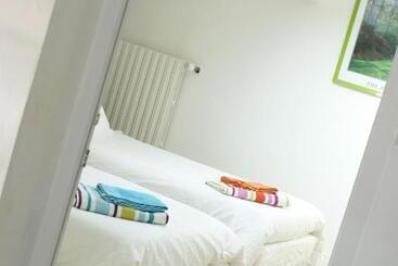 تختخواب و صبحانه Chambre D'hôtes Etchebri