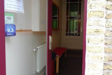 تختخواب و صبحانه Chambres D Hôtes Les Capucins
