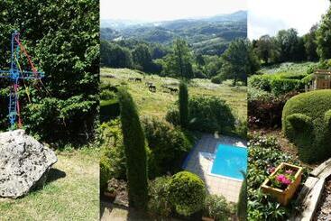 تختخواب و صبحانه La Ferme De Jeanne