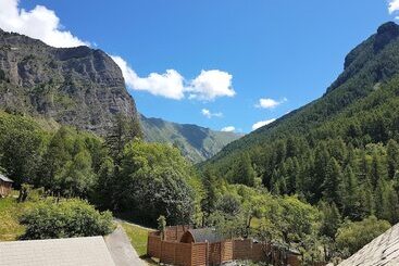 تختخواب و صبحانه La Jarbelle   Gîte Et Spa