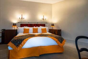 تختخواب و صبحانه Le Clos Violette Et Le 11 D Aglaé   Appart  Hôtel Design De Luxe