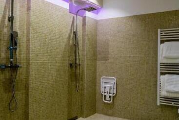 تختخواب و صبحانه Le Clos Violette Et Le 11 D Aglaé   Appart  Hôtel Design De Luxe