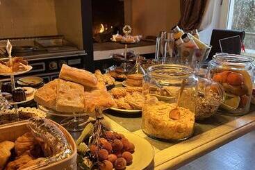 تختخواب و صبحانه Le Clos Violette Et Le 11 D Aglaé   Appart  Hôtel Design De Luxe